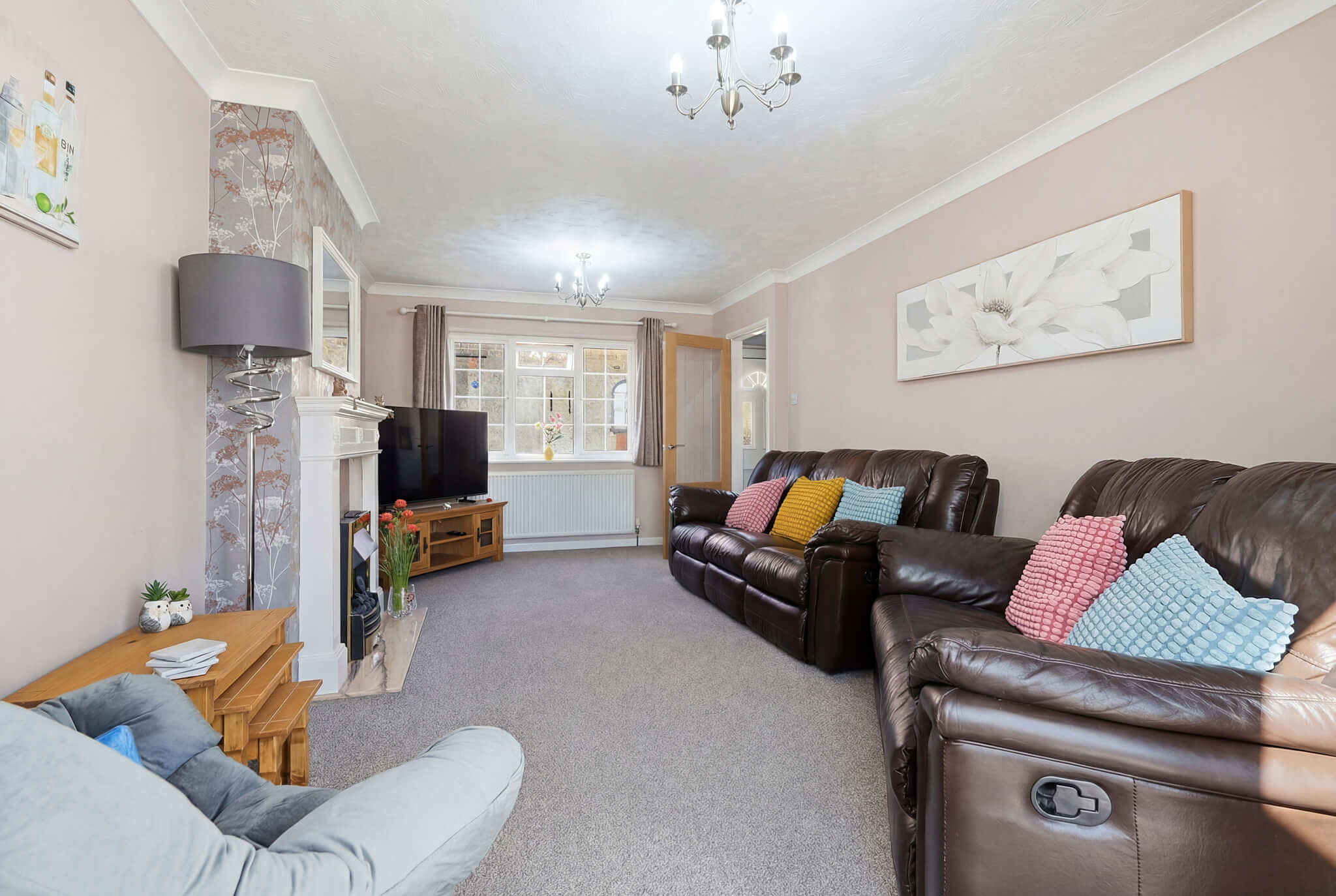 Silver Seas gallery image three